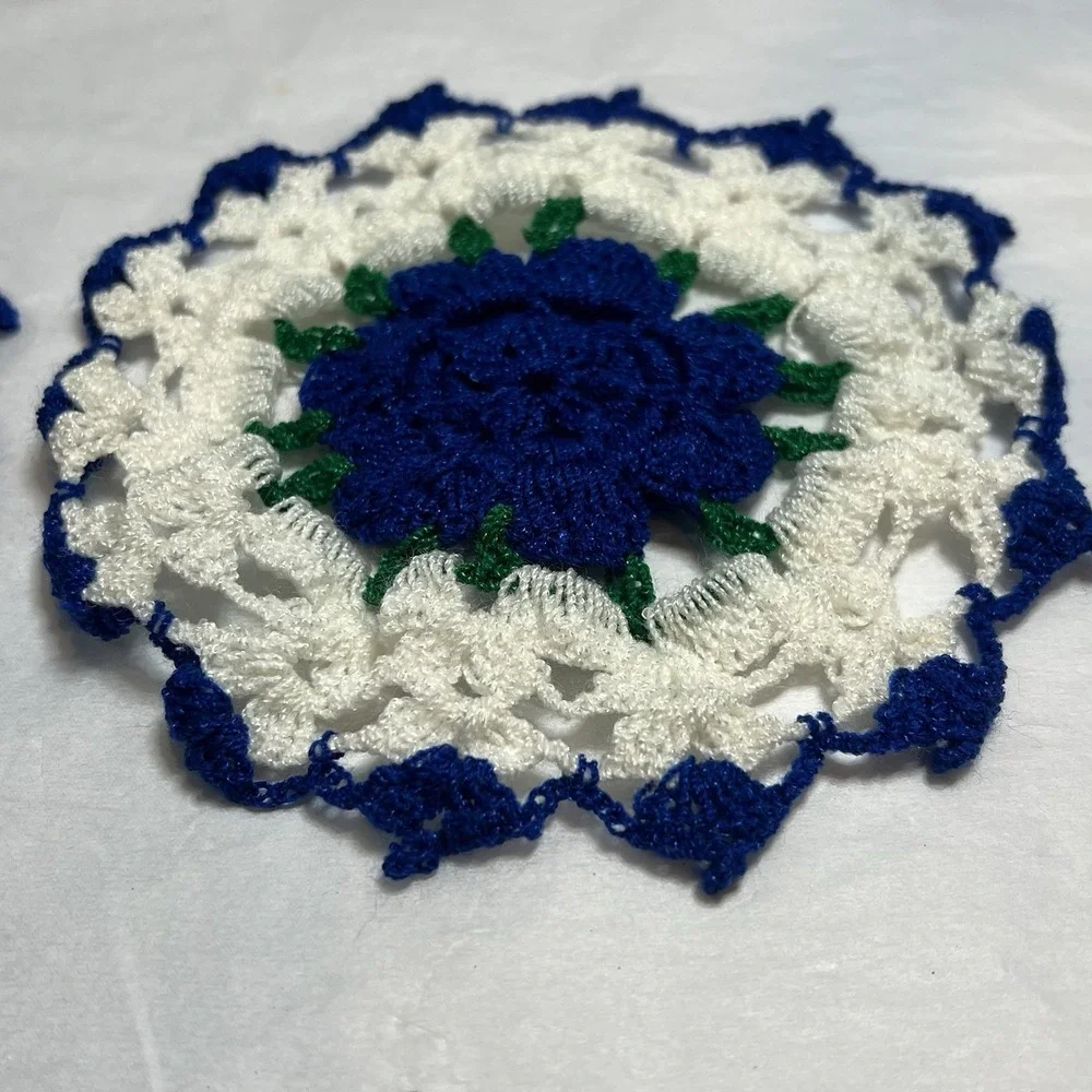 2 hand crochet matching doilies white‎ Blue Green Handmade Vintage Granny Chic